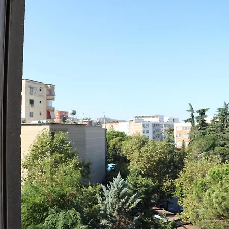 Pine 아파트 티라나